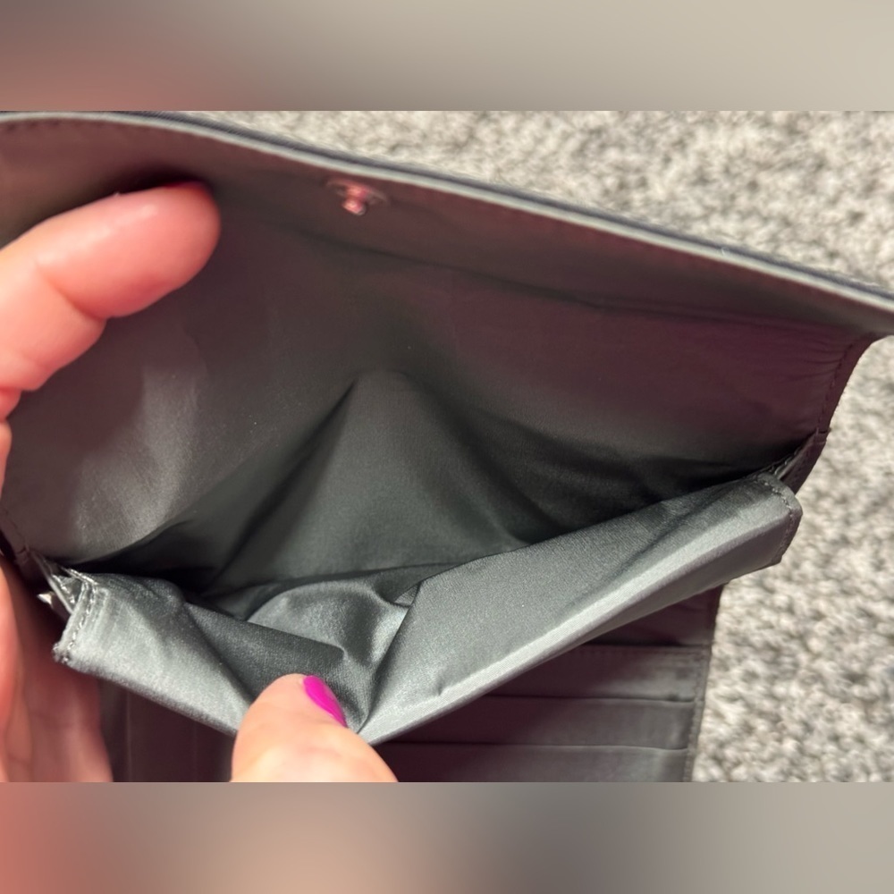🚨SALE🚨 Prada Sport Nylon wallet - Picture 9 of 15